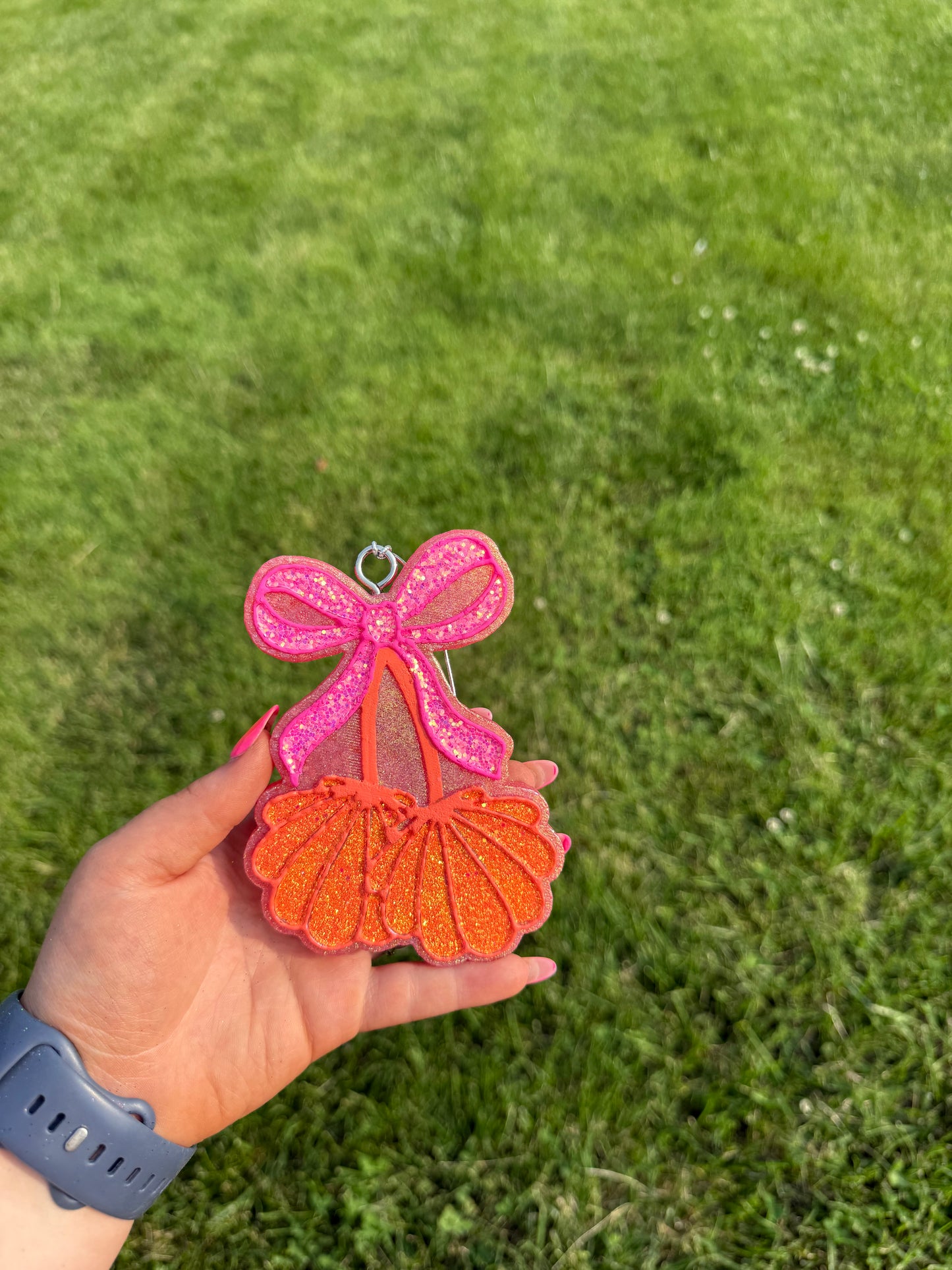 Seashell W Bow