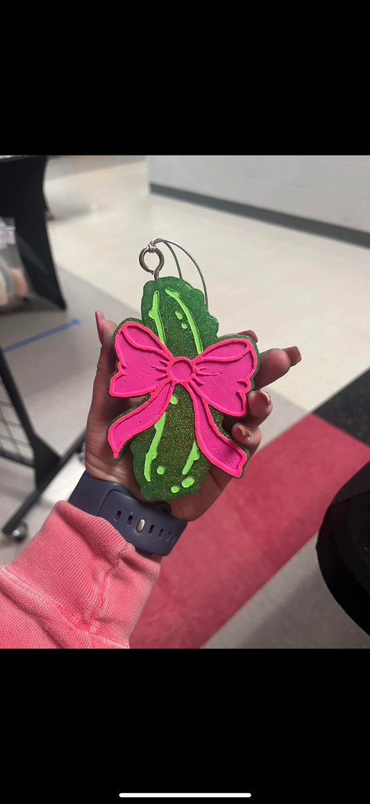 Pickle w bow
