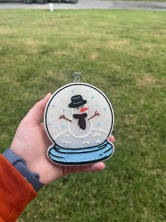 Snow globe w snowman